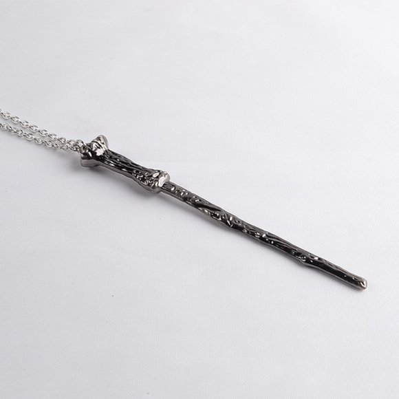 Harry Potter Wand Necklace - Picture 5 of 7